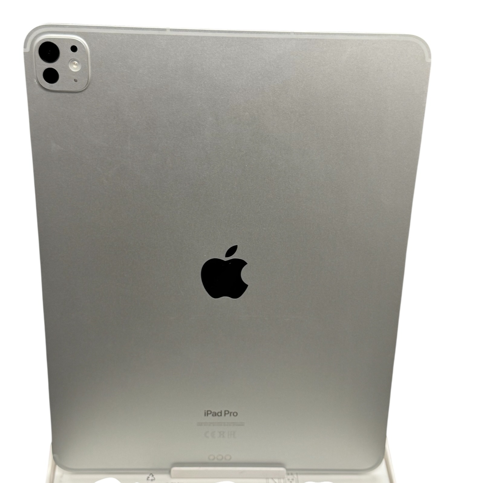 Pre-owned Boxed Apple iPad Pro (M4) WIFI 256GB Silver - Own4Less